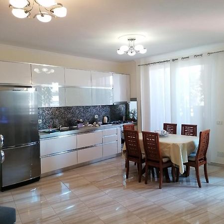 Holiday Center Apartment Shkodra Kültér fotó